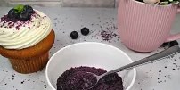 Zkusili jsme vyrobit jedlé barevné třpytky z rýžového papíru: Překvapilo nás, jak jednoduché to může být